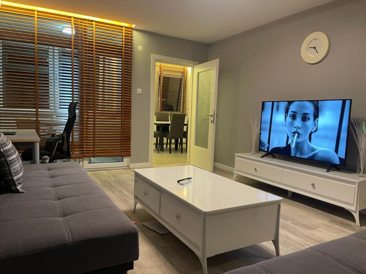 Idealapartments Llc 4 Pristina Exterior foto