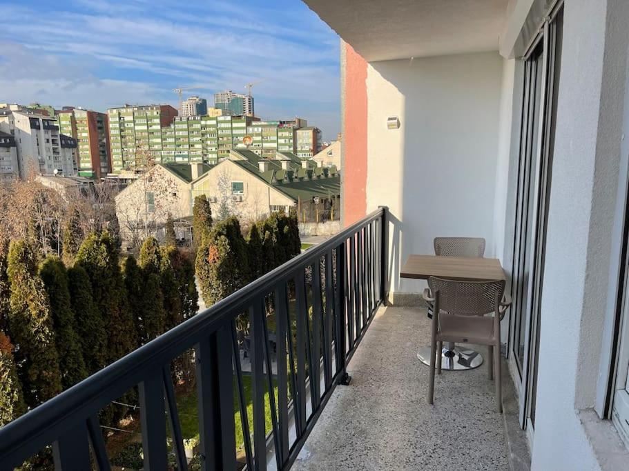 Idealapartments Llc 4 Pristina Exterior foto